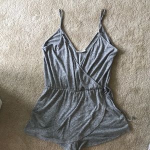 EXPRESS GREY KNIT ROMPER